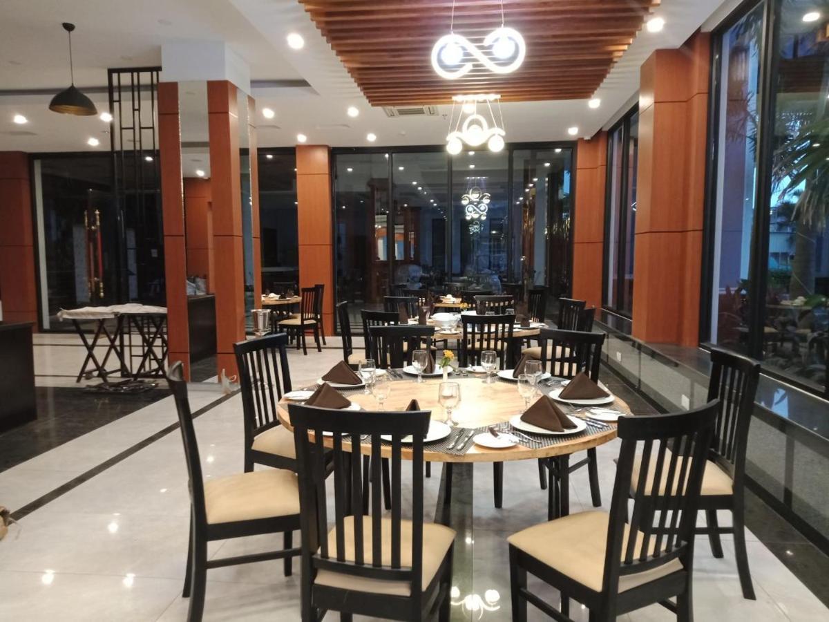 Kampong Thom Royal Hotel מראה חיצוני תמונה